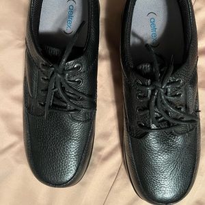 Aetrex Y 900M leather orthopedic walker shoes. Size 12 M.Color black